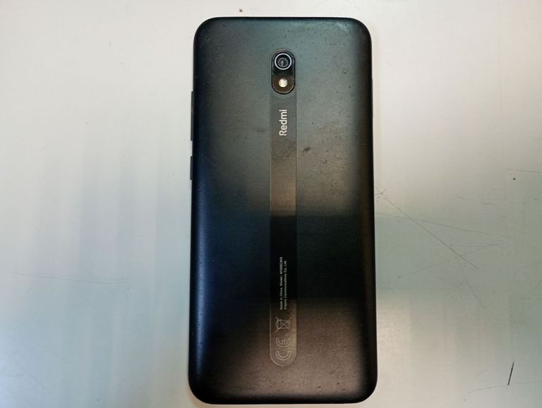 Купить Xiaomi Redmi 8A 2/32GB Black Б/У