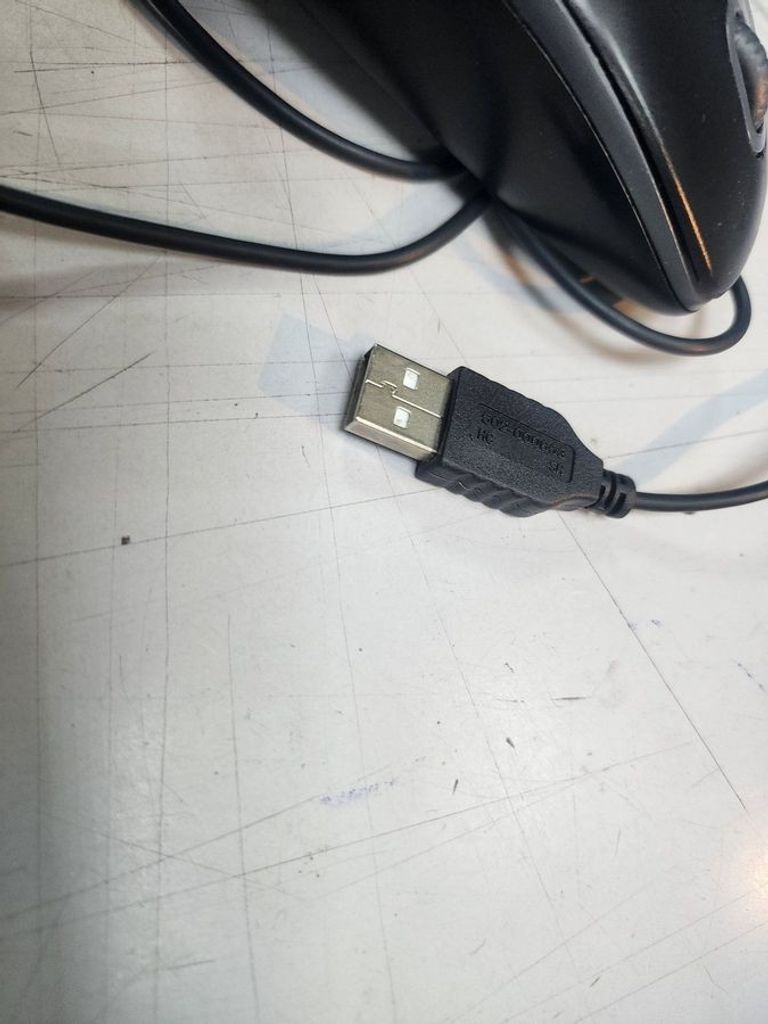 Купити Logitech B-100 Optical Mouse white (910-003360) Б/У