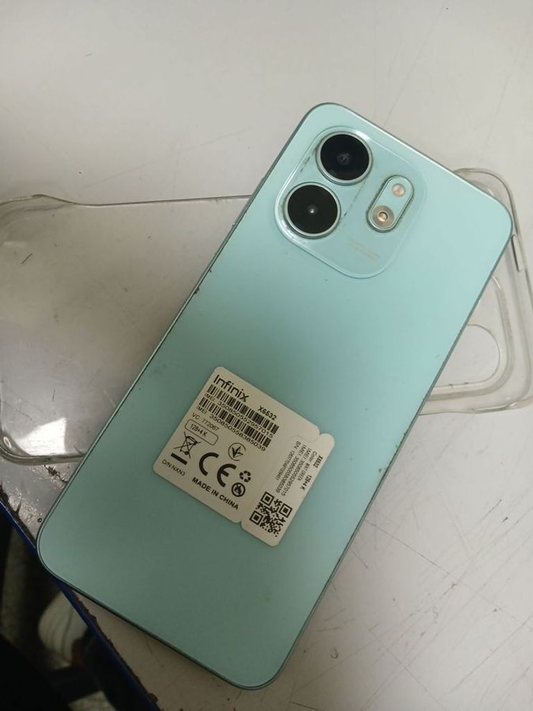 Дешево Infinix smart 9 4/128gb з ломбарду