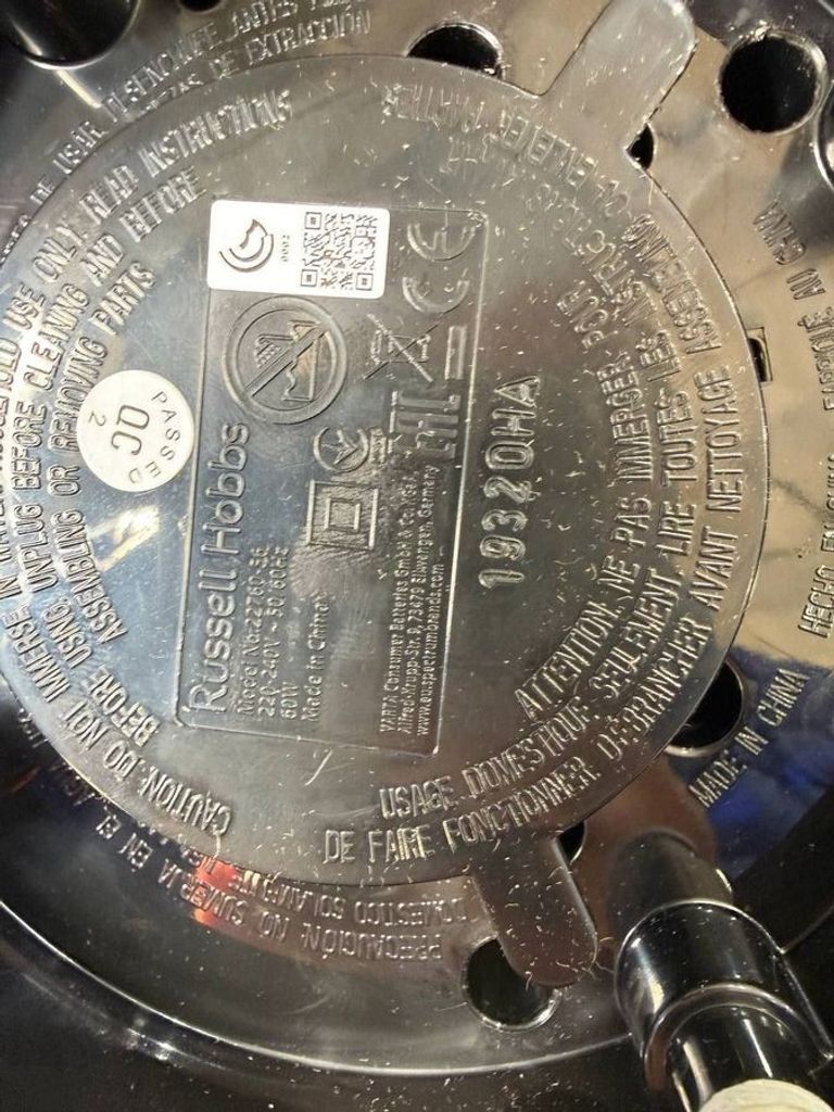 Распродажа Russell hobbs Classics Citrus Press (22760-56), продавец Техноскарб