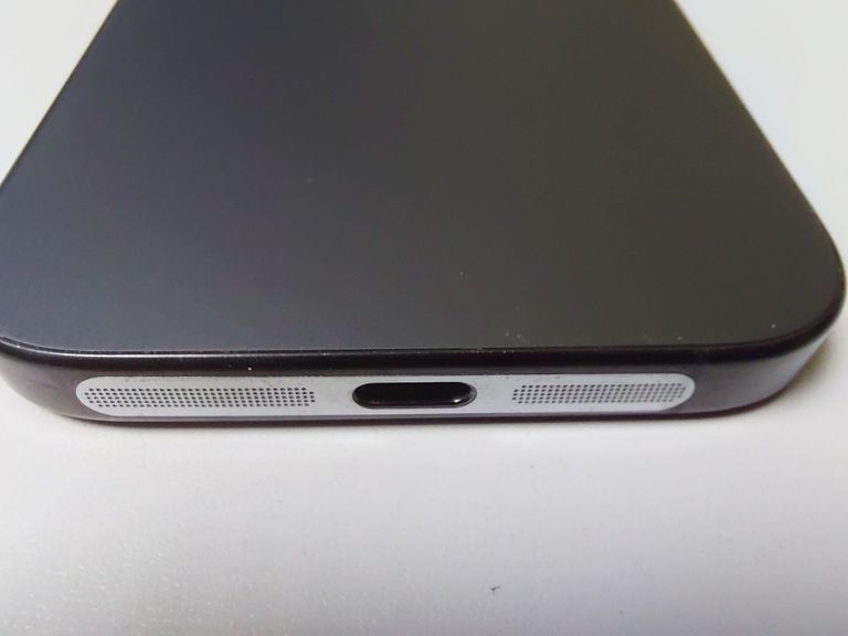 Розпродаж Apple iphone 16 pro 256gb, продавець Техноскарб