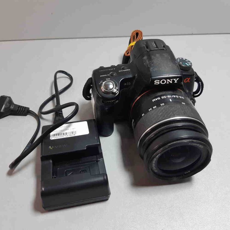 Купити Sony Alpha  SLT-A33 Kit Б/У