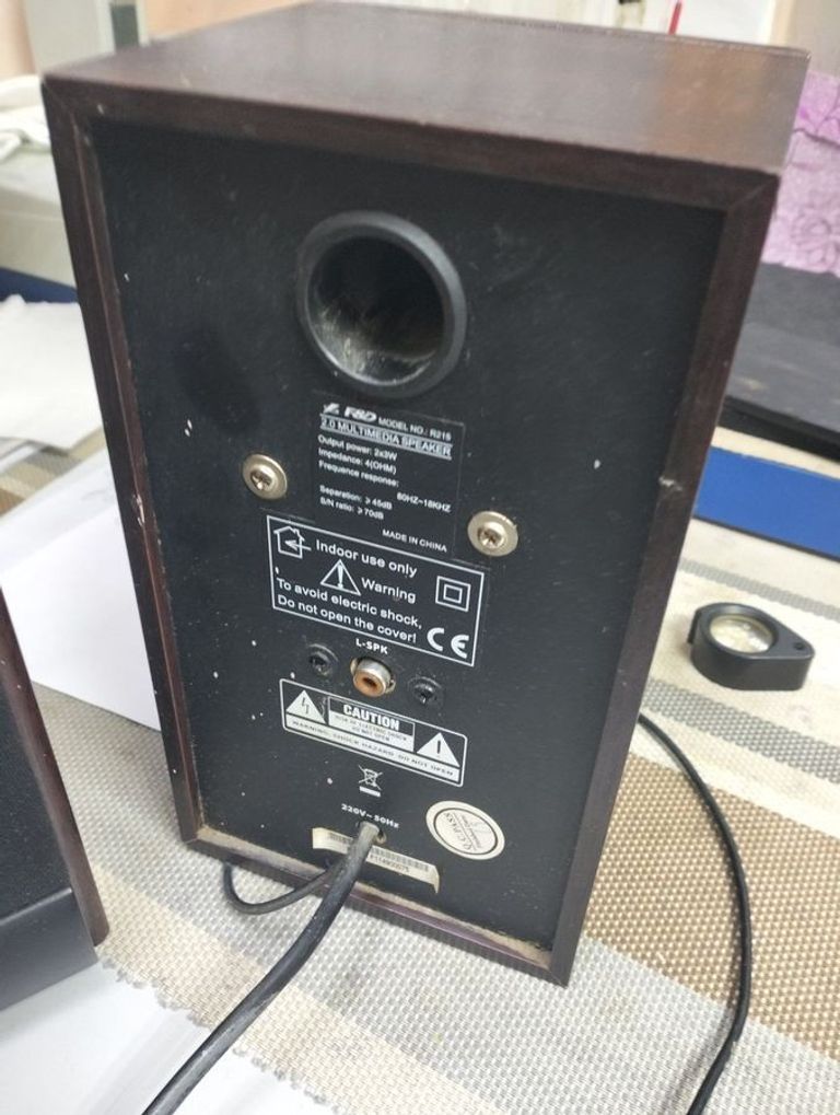 Купить F&d R-215 Black Б/У