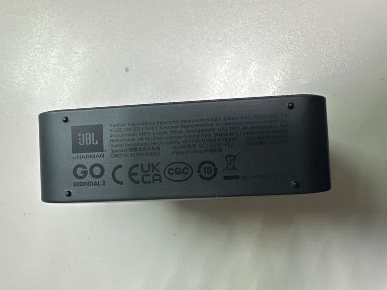 Дешево Jbl go essential 2 з ломбарду