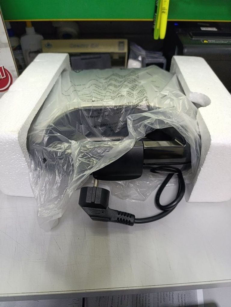 Дешево Grunhelm GSM840 з ломбарду