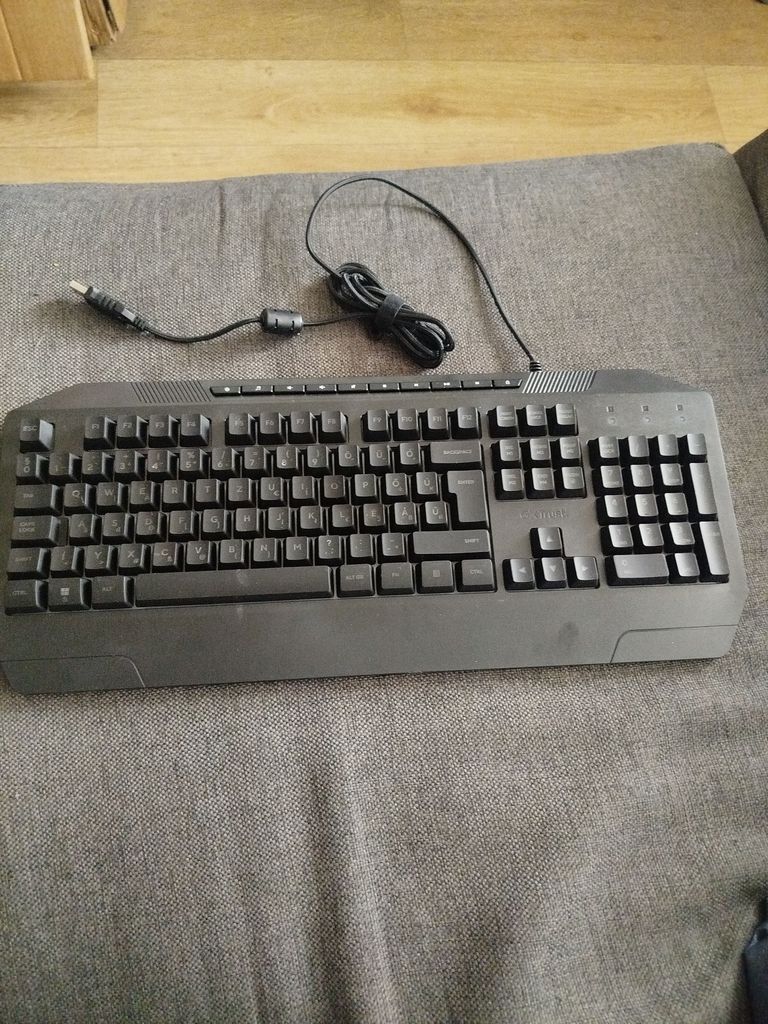 Купити Trust GXT 836 Evocx Б/У