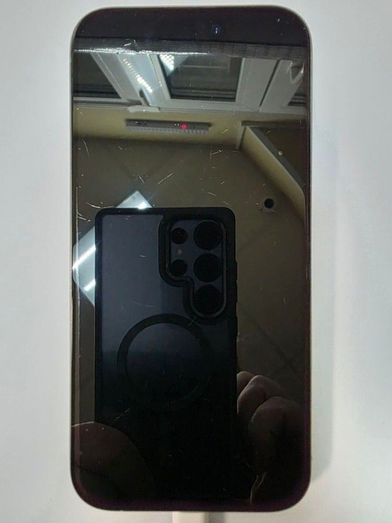 Купить Apple iphone 15 pro 128gb Б/У