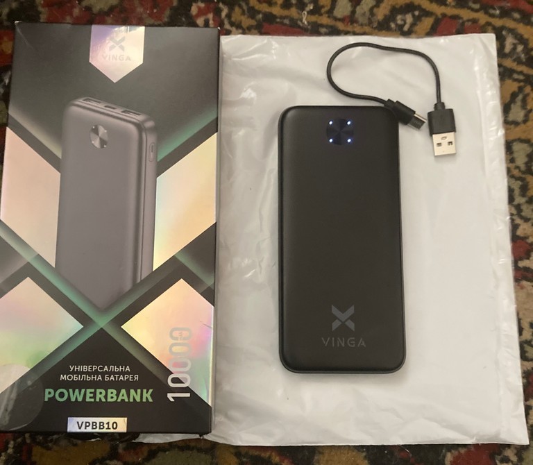 Купить Vinga 10000mAh 10W Black (VPBB10) Б/У