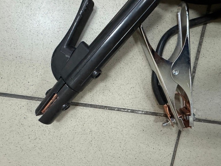 Дешево Dnipro-M mg-14dx з ломбарду