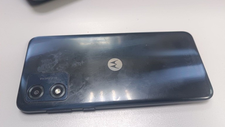 Купить Motorola moto e13 8/128gb xt2345-3 Б/У