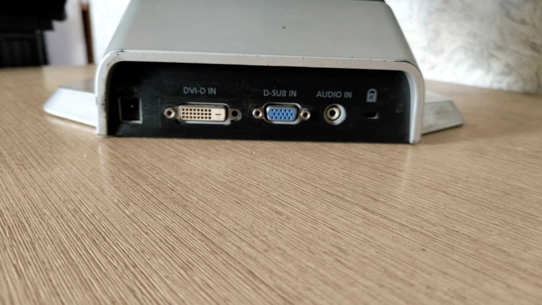 Дешиво Acer Al 2051 с ломбарда