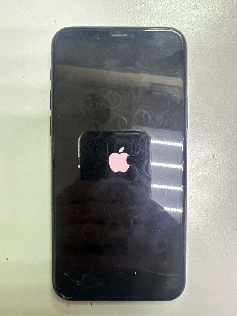 Оголошення Apple iphone 11 pro 64gb Б/У