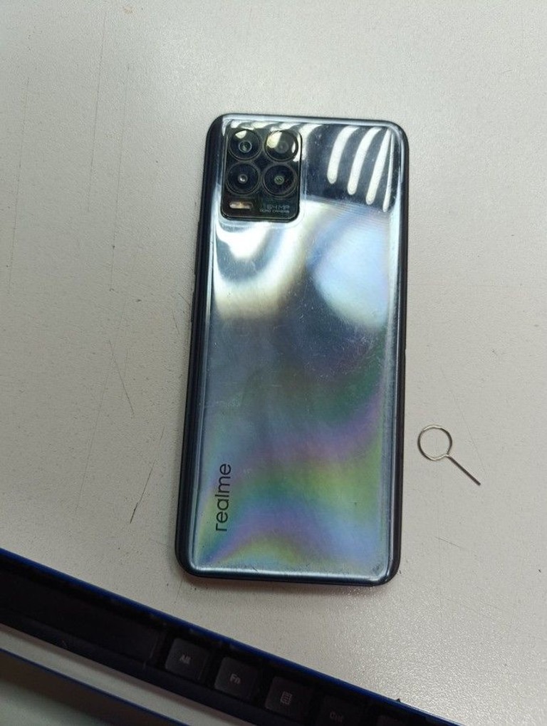 Оголошення Realme 8 6/128gb Б/У