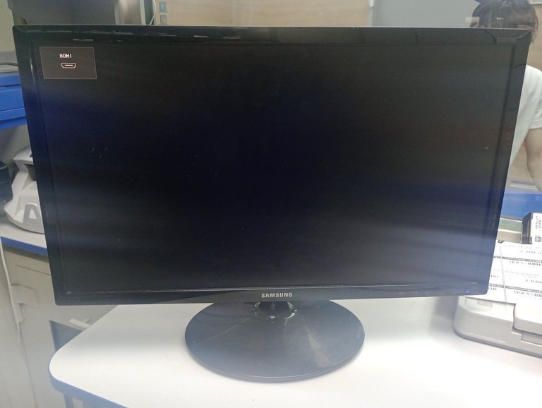 Оголошення Samsung s24d300h Б/У