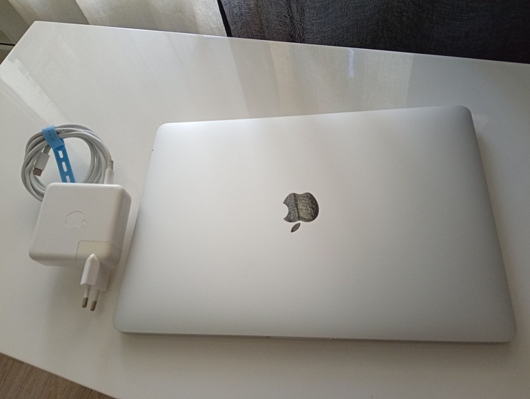 Оголошення Apple MacBook Pro 13" Space Gray Late 2020 (Z11C000E4, Z11B000EM... Б/У