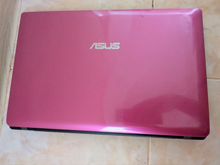 Asus 15,6" Core i5-2430M Код:null. Изображение 4