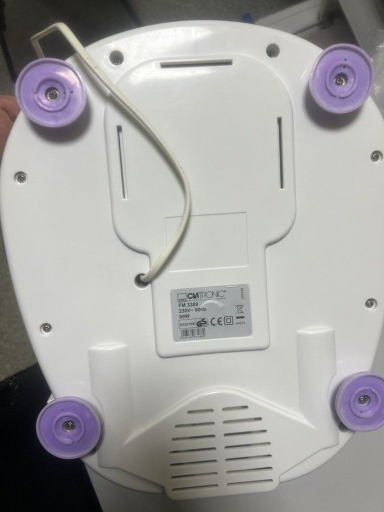 Дешиво Clatronic FM 3389 с ломбарда