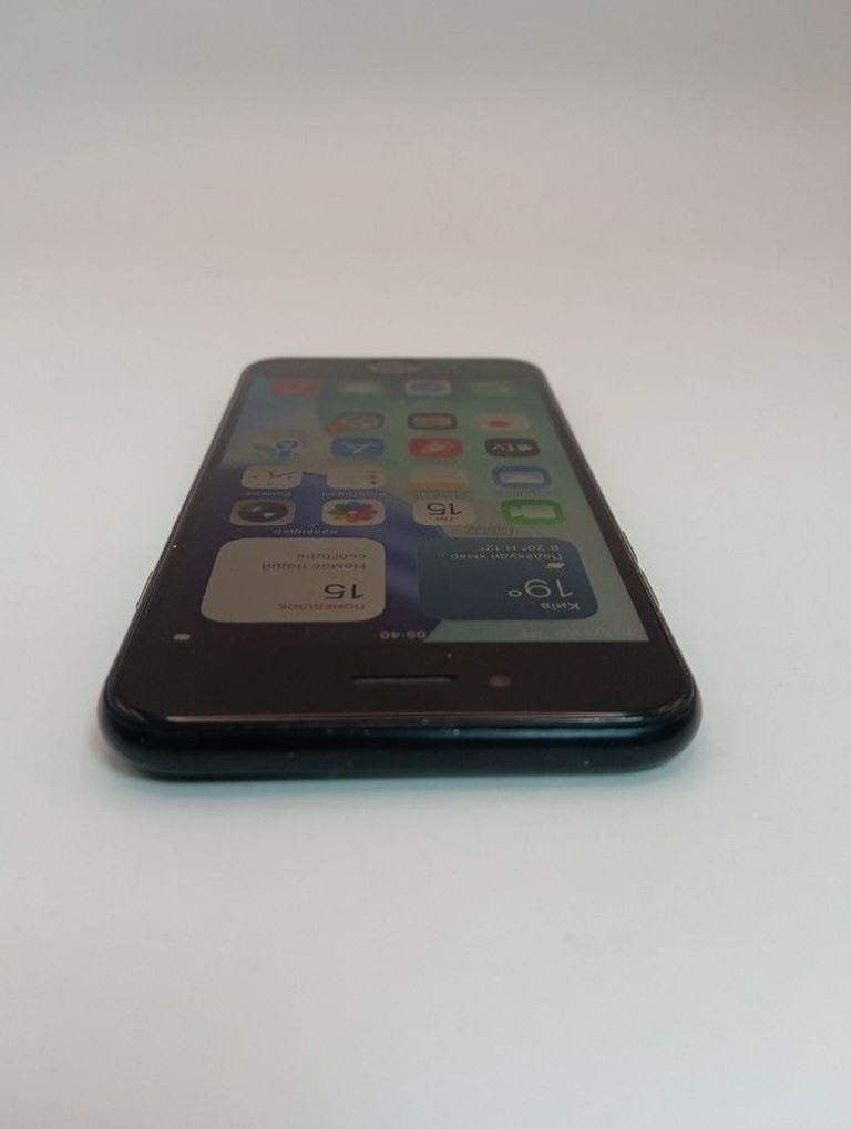 Apple iPhone SE 2020 64GB Black Slim Box (MHGP3) Код:01-200990048. Изображение 8