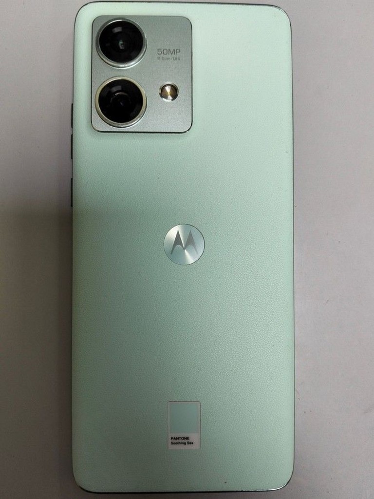Дешево Motorola edge 40 neo 12/256gb з ломбарду