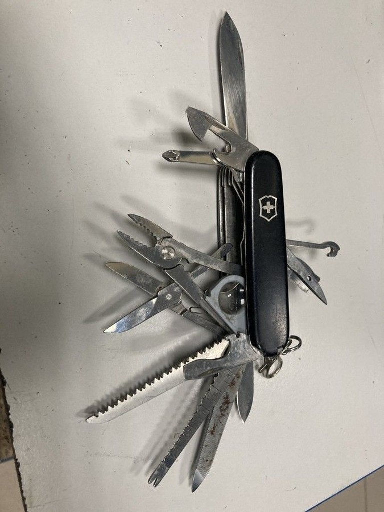 Объявление Victorinox SwissChamp (1.6795.3) Б/У