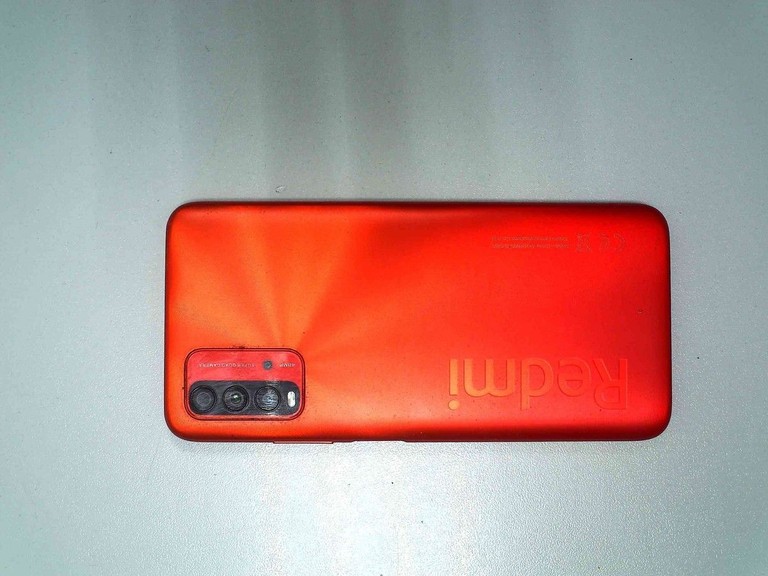 Дешево Xiaomi redmi 9t 4/128gb з ломбарду