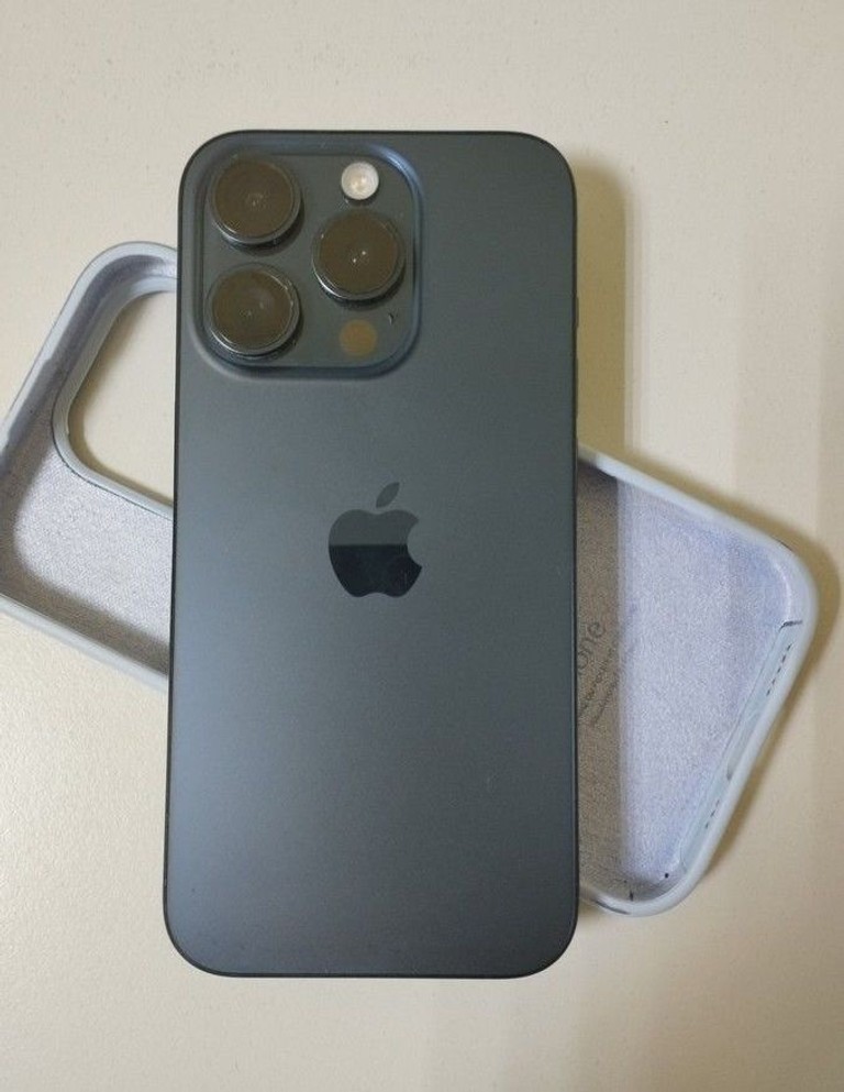 Дешево Apple iphone 15 pro 128gb з ломбарду