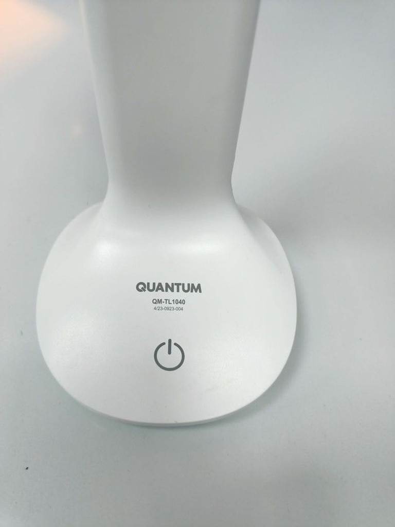 Оголошення Quantum led ontario 1x2 вт білий акумуляторна Б/У