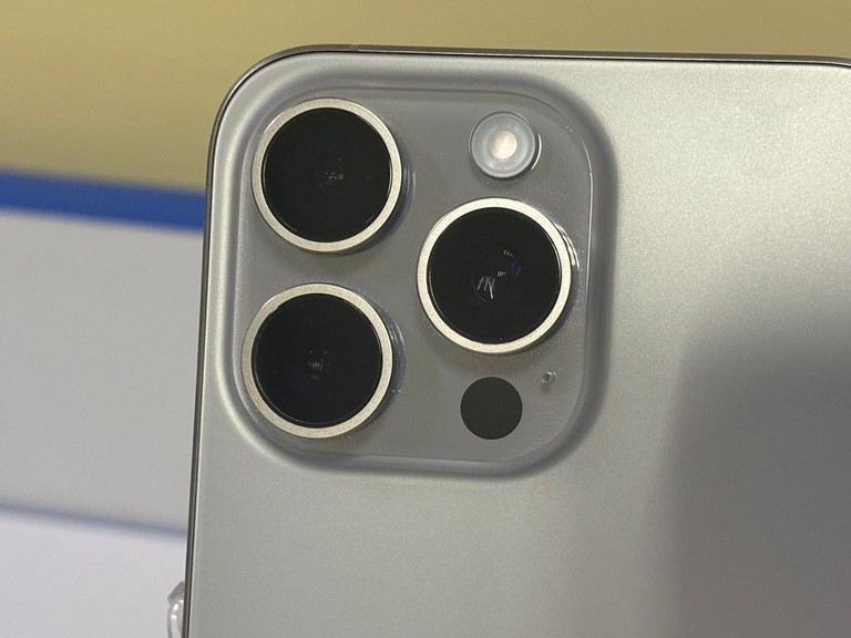 Розпродаж Apple iphone 15 pro max 256gb, продавець Техноскарб
