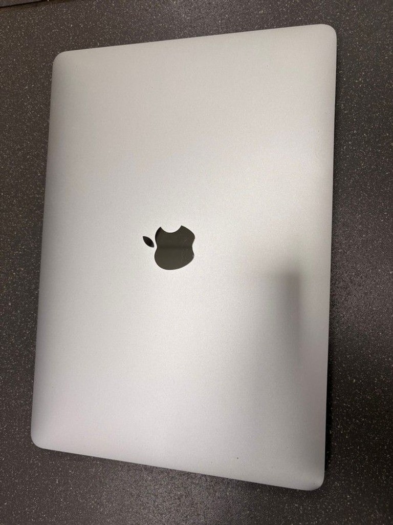 Объявление Apple a1706 macbook pro 13,3"/ core i5 3.1ghz /ram 8gb /ssd 512gb/ gpu intel iris plus 650 1536mb Б/У