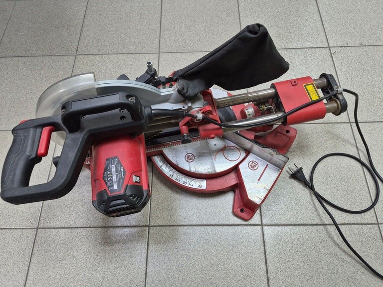 Купити Einhell TC-SM 2531/2 U (4300805) Б/У