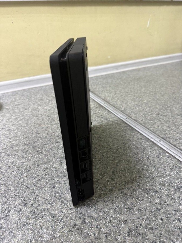 Оголошення Sony playstation 4 slim 500gb Б/У