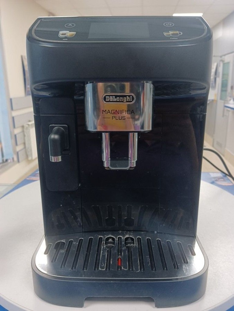 Купити Delonghi Magnifica Plus ECAM 320.60.B Б/У