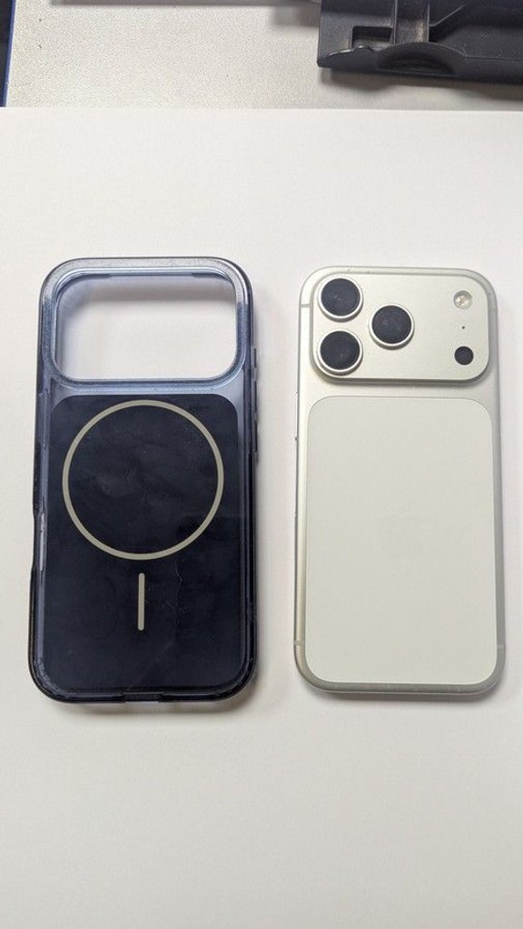 Купить Apple iPhone 17 Pro 256GB Deep Blue (MG8J4) Б/У