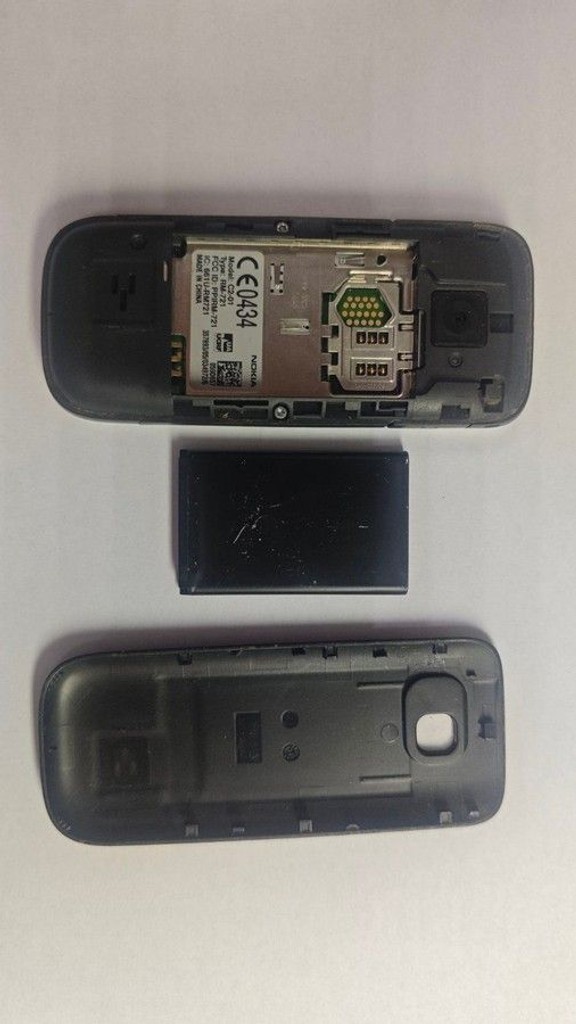 Дешево Nokia c2-01 з ломбарду