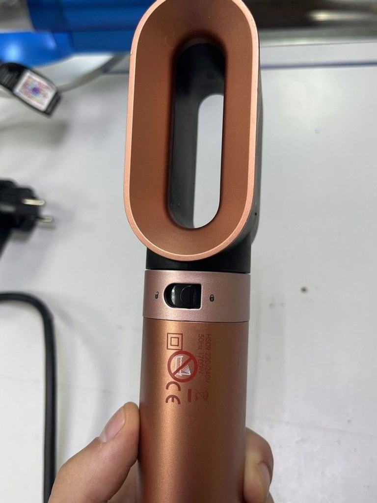 Оголошення Dyson Airwrap Co-anda2x Multi-styler & Dryer Curly+Coily Ceramic Pink/Rose Gold (598808-01) Б/У