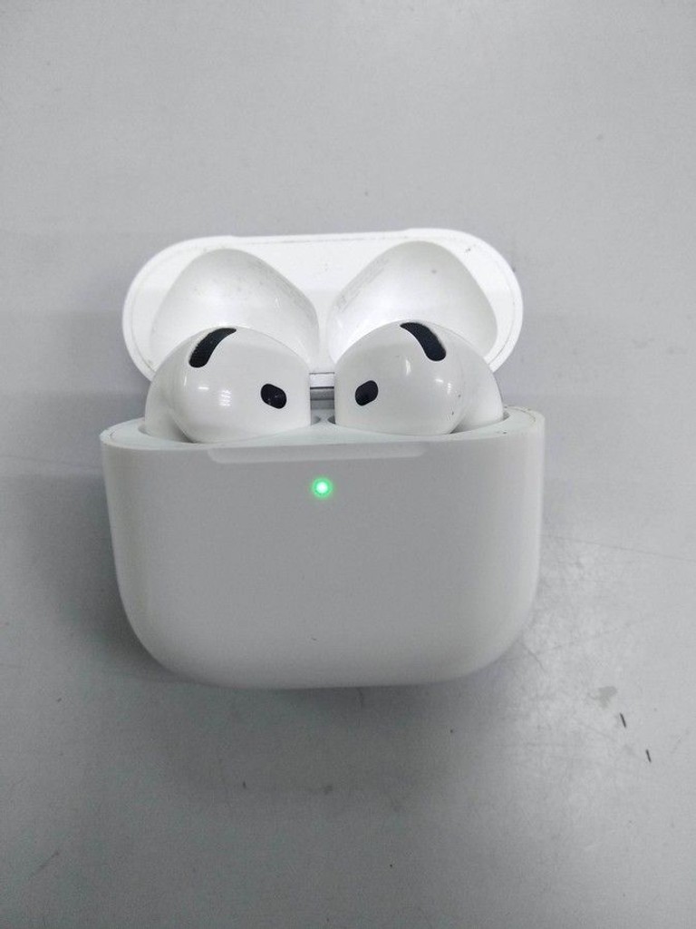 Apple airpods 4 with active noise cancellation Код:01-201103693. Зображення 5