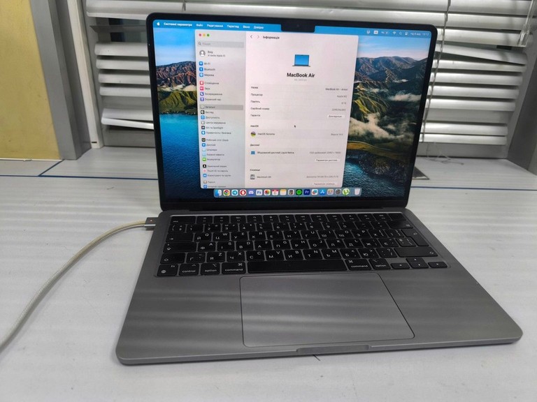 Розпродаж Apple macbook air 13,6" m2 2022, продавець Техноскарб