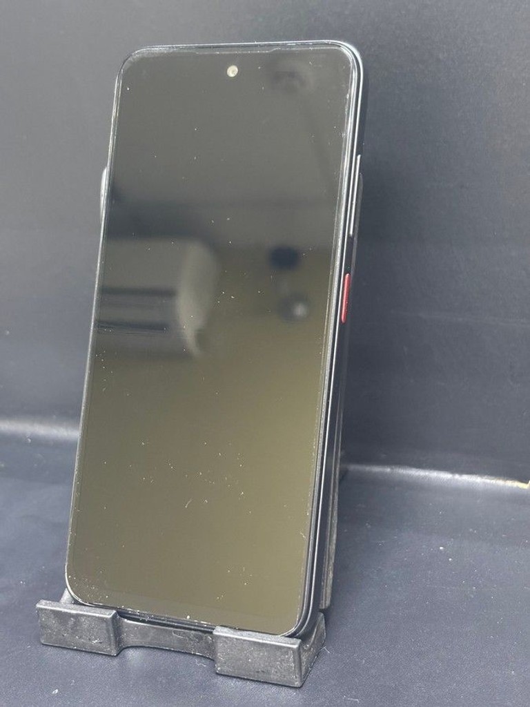 Дешиво Zte Nubia V70 Design 8/256GB Gray с ломбарда