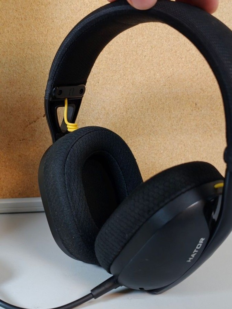 Дешево Hator hyperpunk 2 wireless tri-mode з ломбарду