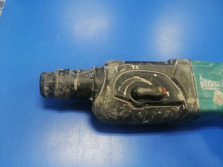 Makita HR2470 Код:01-201158831. Изображение 9