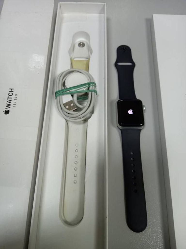 Apple watch series 3 38mm aluminum case