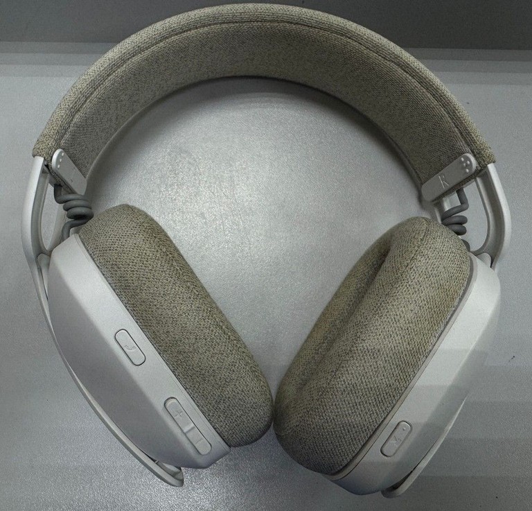 Купить Logitech zone vibe 100 Б/У
