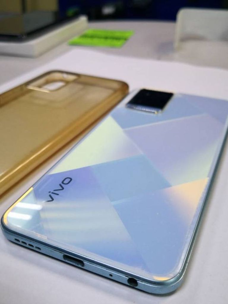 Розпродаж Vivo y21 v2111 4/64gb, продавець Техноскарб