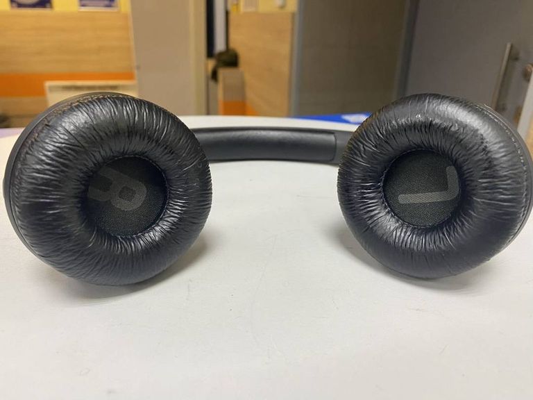 Дешиво Jbl tune 500bt с ломбарда