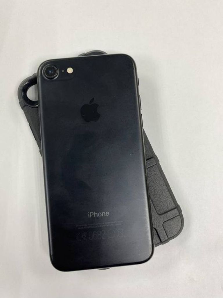 Apple iphone 7 32gb Код:01-19073581. Изображение 5