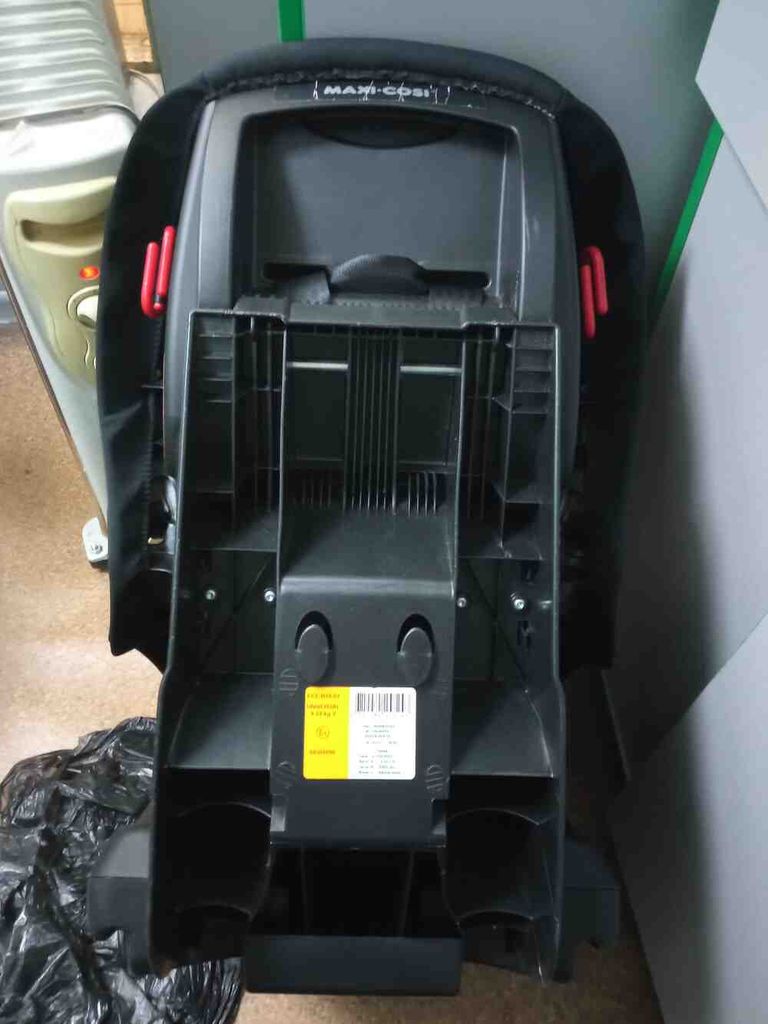 Дешиво Maxi-cosi Priori SPS Basic Black с ломбарда