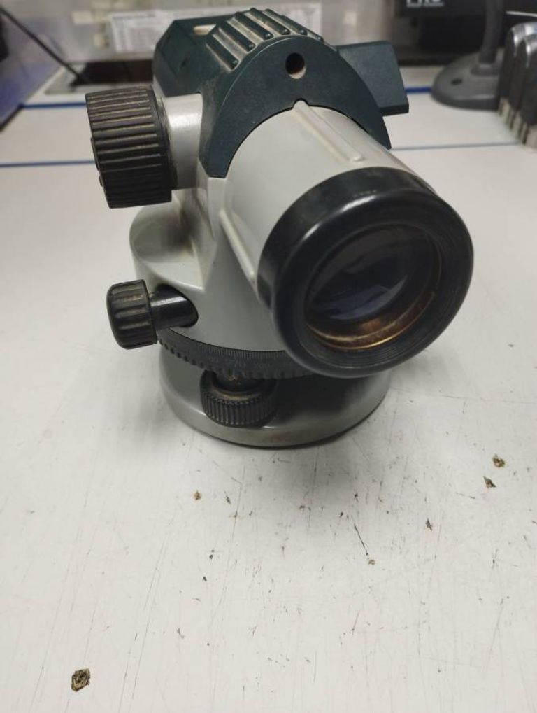 Дешево Bosch gol 20 d з ломбарду