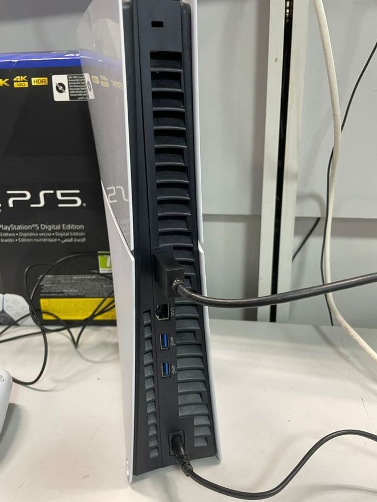 Sony PlayStation 5 Digital Edition 825GB Код:01-200464437. Зображення 6