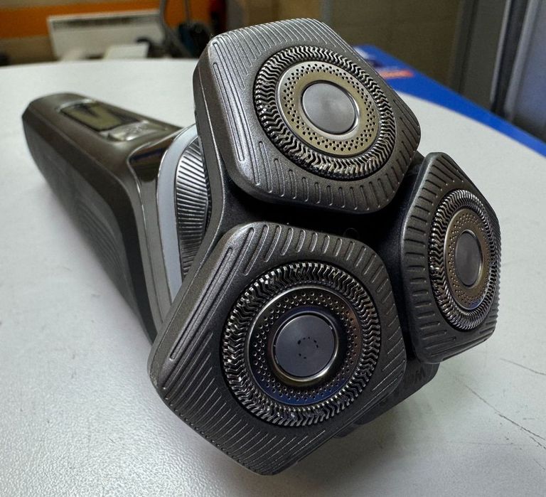 Розпродаж Philips Shaver Series 9000 S9987/55, продавець Техноскарб