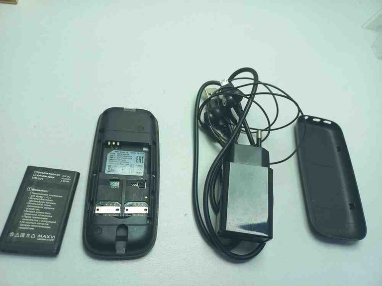 Купити Nokia 105 Dual sim (2017) (TA-1174) Б/У